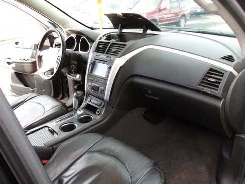 Used 2011 Chevrolet Traverse LT w/ Personal Connectivity Package image 15