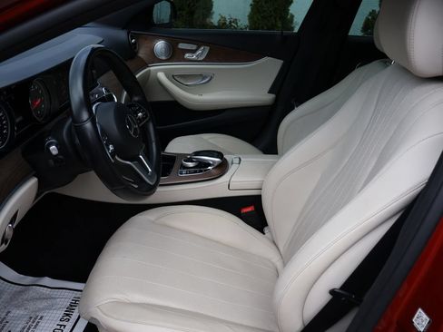 Used 2019 Mercedes-Benz E 300 image 15