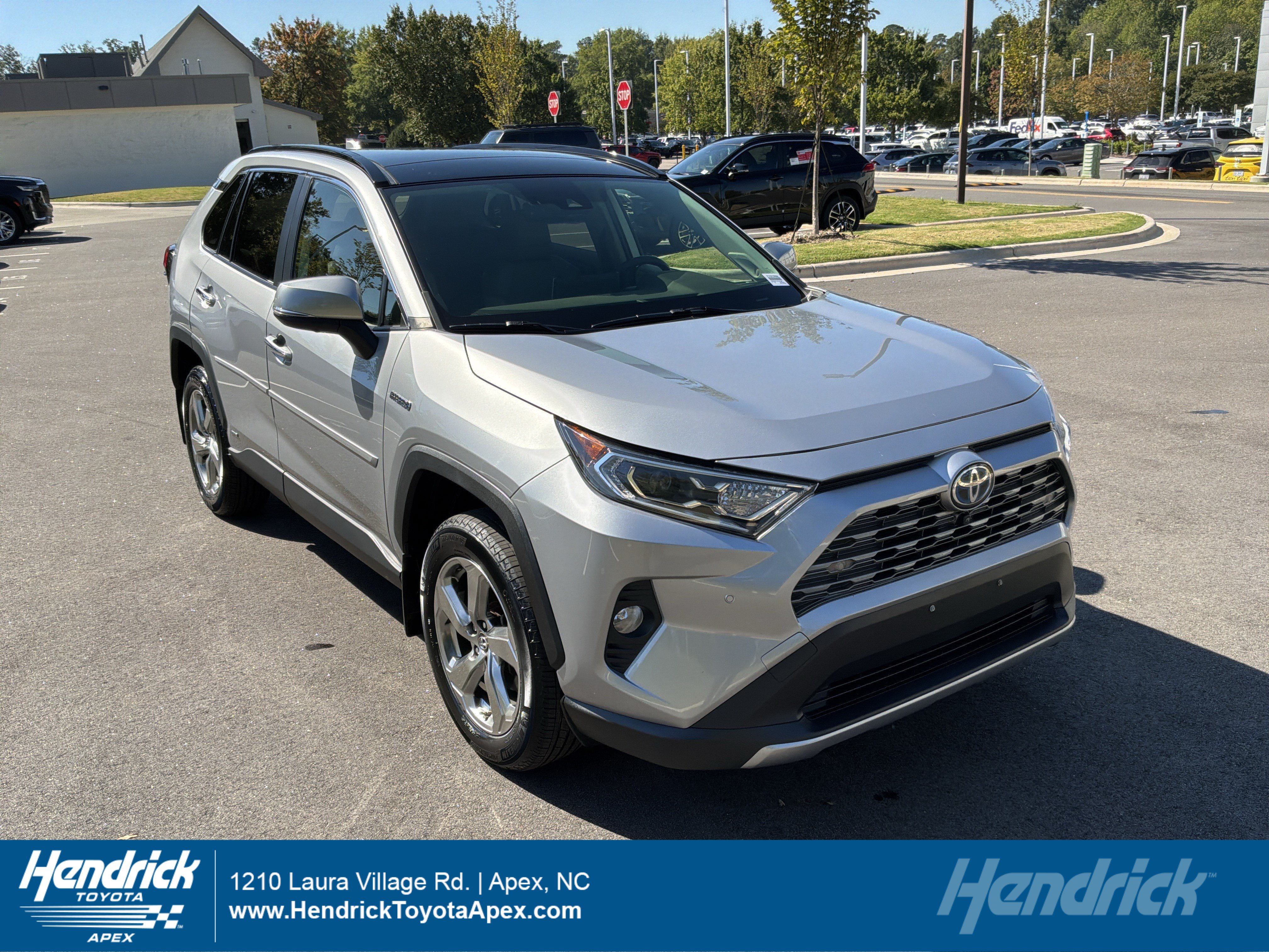 Used 2019 Toyota RAV4 Limited AWD/4WD image 1