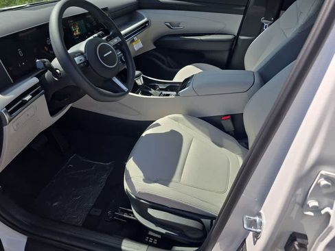 New 2026 Hyundai Tucson SE FWD image 16