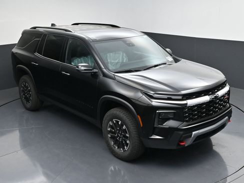 New 2026 Chevrolet Traverse Z71 w/ Enhanced Driving Package AWD/4WD image 53