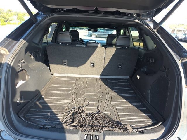 Used 2024 Ford Edge ST w/ Equipment Group 401A AWD/4WD image 11