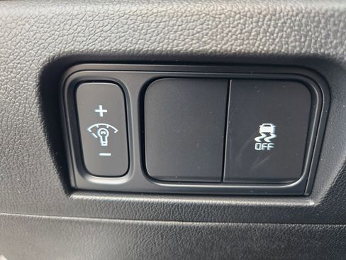 New 2026 Kia Sorento S w/ S Panoramic Sunroof Package image 25