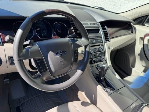 Used 2010 Ford Taurus Limited image 33