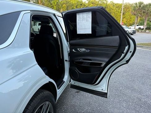 Used 2025 Genesis GV70 2.5T AWD/4WD image 26