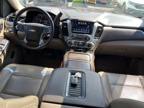 Used 2019 Chevrolet Tahoe Premier RWD image 23