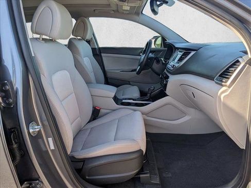 Used 2017 Hyundai Tucson Value w/ Cargo Package image 20