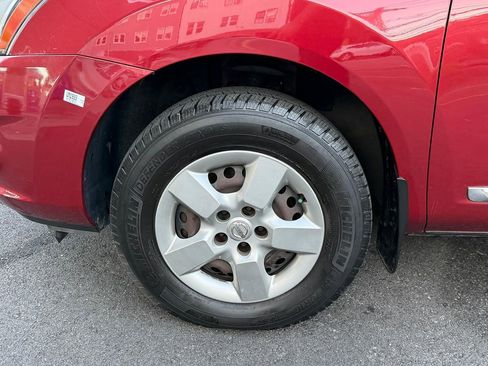 Used 2014 Nissan Rogue S image 14