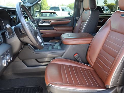 Used 2025 GMC Sierra 2500 Denali Ultimate AWD/4WD image 25