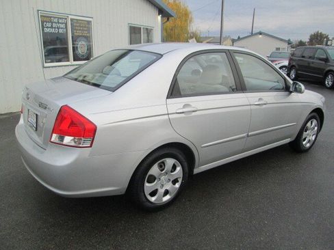 Used 2009 Kia Spectra EX image 6