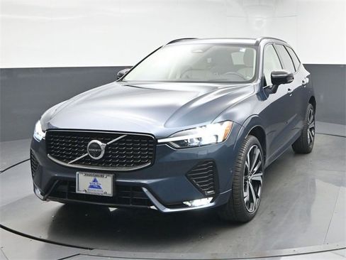 Used 2024 Volvo XC60 B5 Ultimate w/ Protection Package Premier image 3