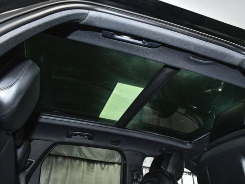 Used 2020 Porsche Cayenne E-Hybrid image 58