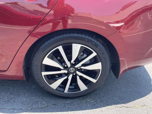 Used 2022 Nissan Sentra SV w/ SV Premium Package FWD image 13