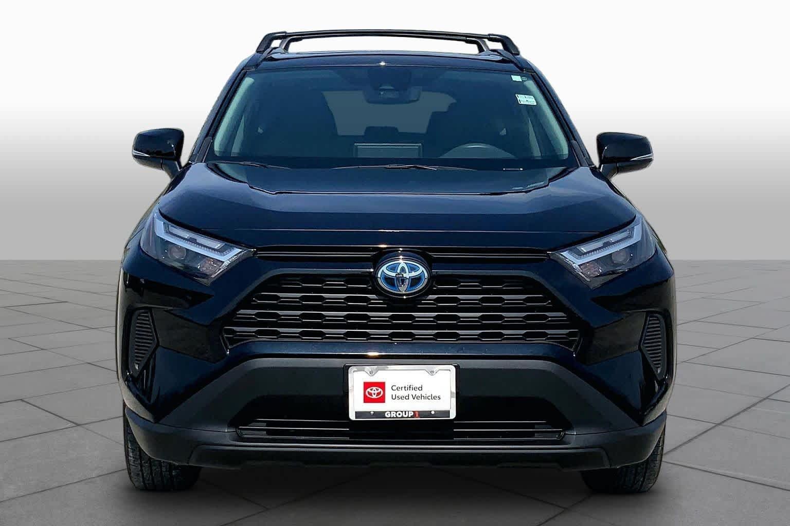 Used 2024 Toyota RAV4 XLE w/ Convenience Package AWD/4WD image 4