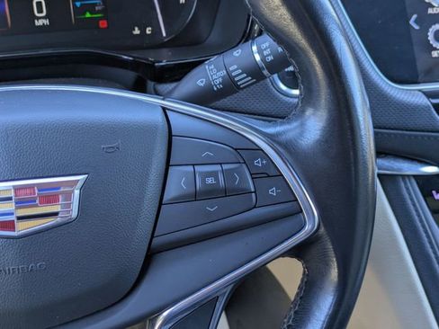 Used 2019 Cadillac XT5 AWD image 17