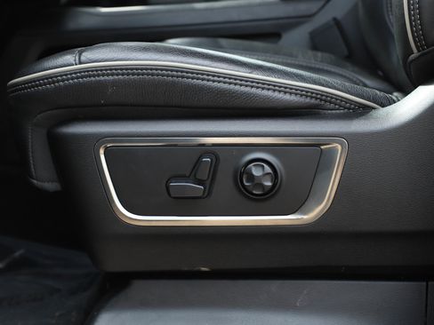Used 2020 RAM 1500 Limited AWD/4WD image 20