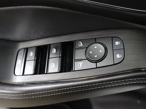 Used 2021 Nissan Rogue SV w/ Premium Package image 36