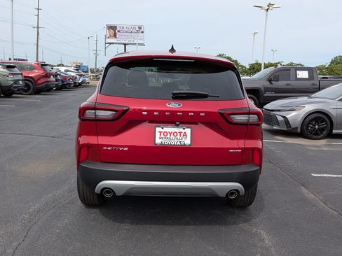 Used 2025 Ford Escape Active w/ Cold Weather Package AWD/4WD image 7