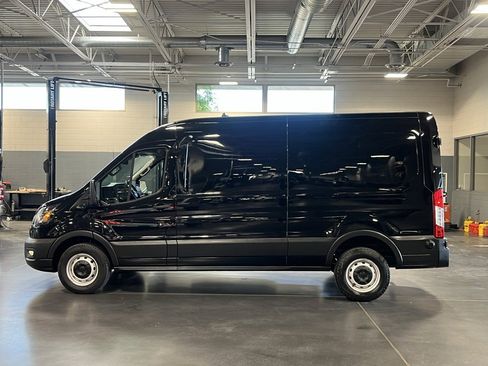 Used 2023 Ford Transit 250 Medium Roof image 8