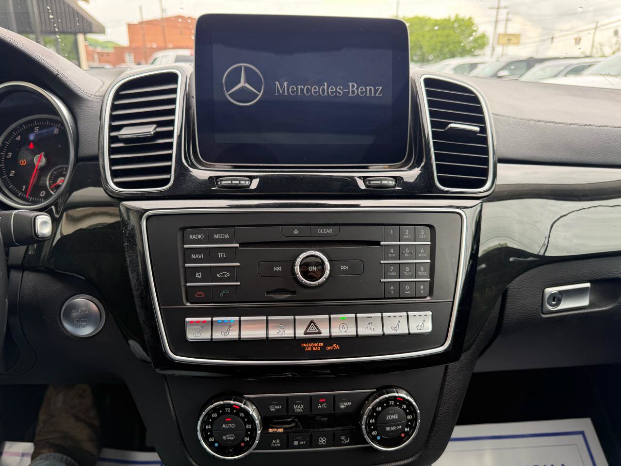 Used 2018 Mercedes-Benz GLS 550 4MATIC image 13