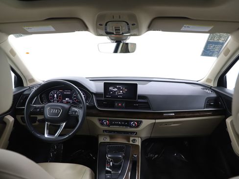 Used 2018 Audi Q5 2.0T Premium Plus w/ Premium Plus Package image 13