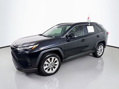 Certified 2025 Toyota RAV4 XLE Premium image 3