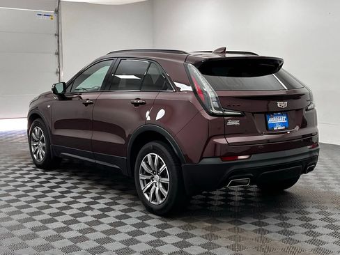Used 2023 Cadillac XT4 Sport w/ Cold Weather Package FWD image 9