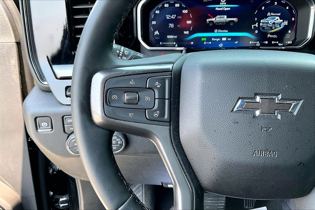 Used 2026 Chevrolet Silverado 2500 ZR2 AWD/4WD image 13