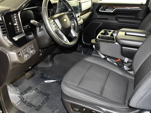 Used 2026 Chevrolet Silverado 1500 LT AWD/4WD image 26