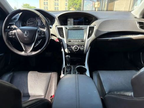 Used 2018 Acura TLX w/ Technology Package FWD image 11