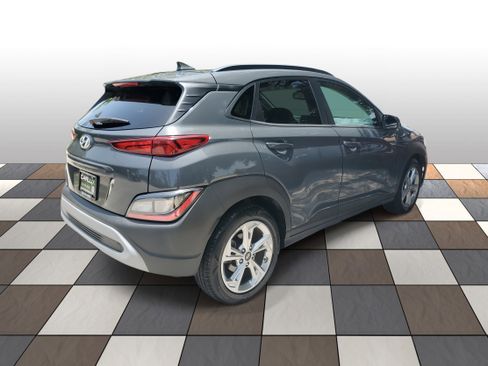 Used 2023 Hyundai Kona SEL image 4