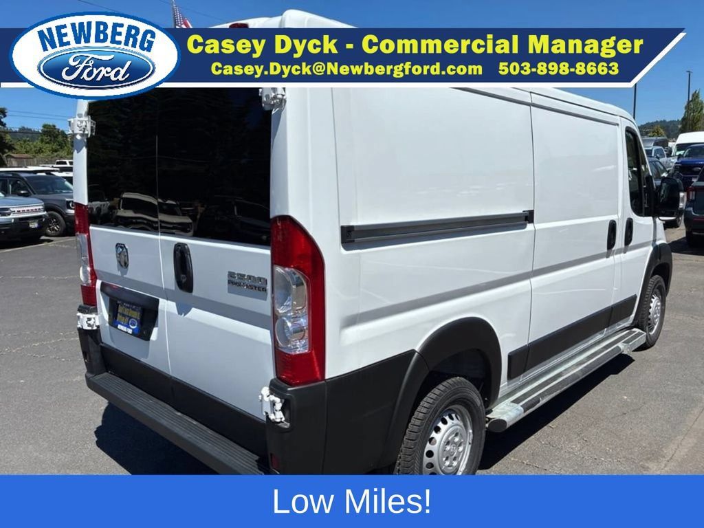 Used 2025 RAM ProMaster 2500 w/ U-Haul Equipment Group FWD image 7