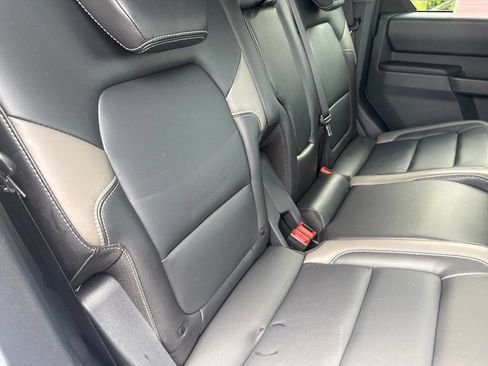 Used 2025 Ford Bronco Outer Banks AWD/4WD image 13