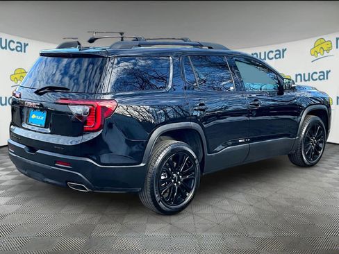 Used 2023 GMC Acadia SLT w/ Elevation Edition image 6