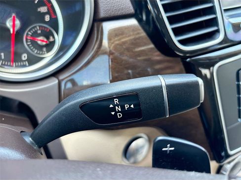 Used 2018 Mercedes-Benz GLE 350 w/ Premium 1 Package image 18