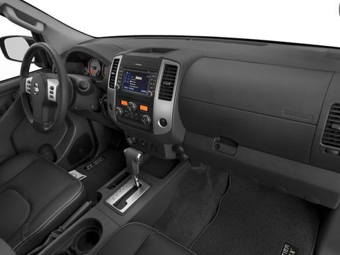 Used 2016 Nissan Frontier PRO-4X AWD/4WD image 18