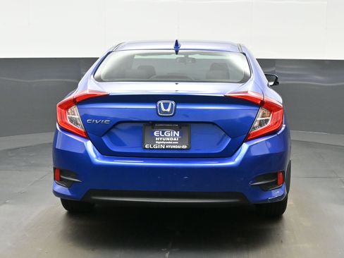 Used 2017 Honda Civic EX image 5