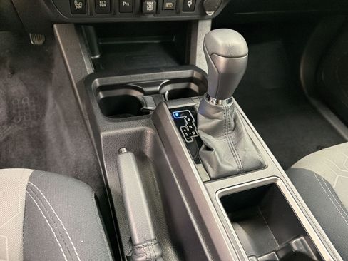 Used 2023 Toyota Tacoma TRD Sport w/ Advanced Technology Package AWD/4WD image 17