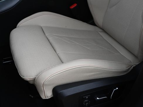 Certified 2025 BMW X3 xDrive30i w/ Premium Package image 26