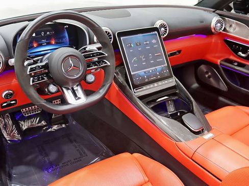 Used 2022 Mercedes-Benz SL 63 AMG 4MATIC image 17