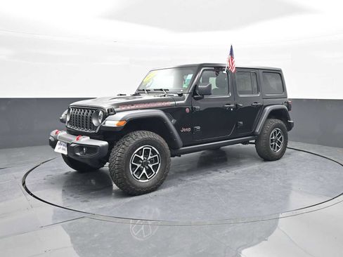 Used 2024 Jeep Wrangler Unlimited Rubicon image 4