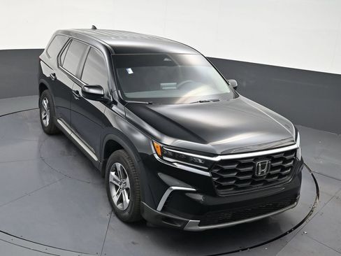 Used 2025 Honda Pilot EX-L image 19