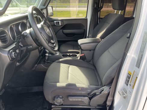 Used 2023 Jeep Wrangler Unlimited Sport AWD/4WD image 14