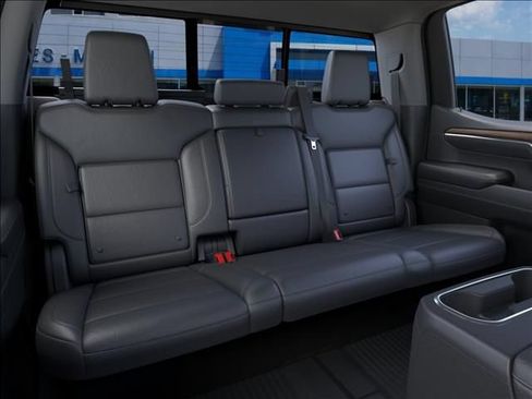 Used 2024 Chevrolet Silverado 1500 LT w/ Safety Package AWD/4WD image 17