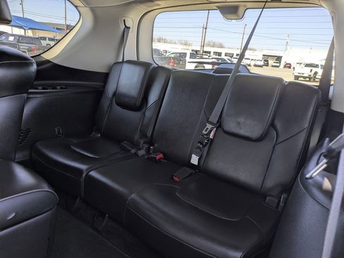 Used 2024 INFINITI QX80 Luxe image 30