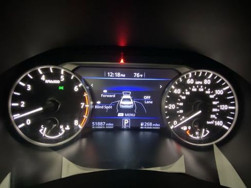 Used 2024 Nissan Altima 2.5 SR FWD image 15