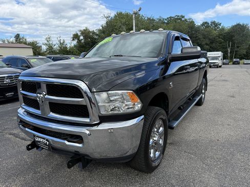 Used 2016 RAM 2500 Tradesman w/ Chrome Appearance Group AWD/4WD image 2