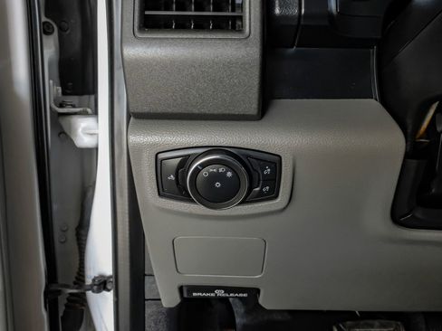 Used 2020 Ford F250 XL w/ Power Equipment Group AWD/4WD image 23