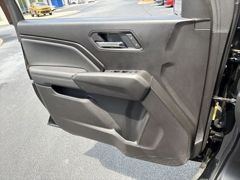Used 2025 GMC Canyon Elevation w/ Convenience Package RWD image 13