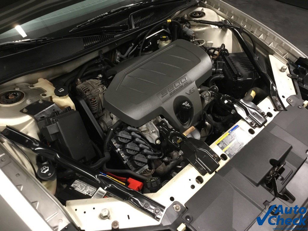 Used 2007 Buick LaCrosse CX FWD image 39